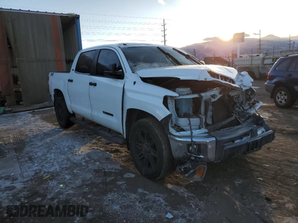 2018 Toyota Tundra 2WD SR5 with VIN 5TFEM5F13JX122822, listed as a Copart auction lot 82051473 with 67,154 mi miles and Salvage Title. Bid and sale history available at carsss.com. Image 4.