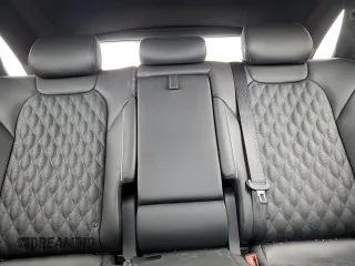 2024 Genesis GV70 Sport z VIN 5NMMCDTC8RH004817, wystawiony jako Copart lot #58254995 z przebiegiem 27 557 mil mil oraz Szkoda całkowita • Salvage title. Historia ofert i sprzedaży dostępna na DreamBid. Obrazek 10.