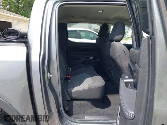 2024 Ford Ranger XLT z VIN 1FTER4HH3RLE16911, wystawiony jako IAAI lot #42596544 z przebiegiem 16 657 mil mil oraz . Historia ofert i sprzedaży dostępna na DreamBid. Obrazek 8.