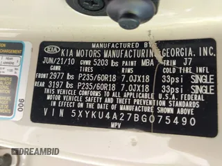 2011 Kia Sorento EX with VIN 5XYKU4A27BG075490, listed as a IAAI auction lot 41853265 with 221,119 mi miles. Bid and sale history available at carsss.com. Image 9.