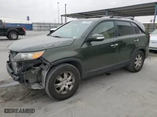 2013 Kia Sorento LX with VIN 5XYKT4A64DG331982, listed as a Copart auction lot 44783865 with 141,688 mi miles and Salvage Title. Bid and sale history available at carsss.com. Image 1.