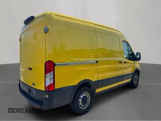 2018 Ford Transit z VIN 1FTYE1CM4JKB39305, wystawiony jako Copart lot #59748255 z przebiegiem 183 855 mil mil oraz Czysty tytuł • Clean title. Historia ofert i sprzedaży dostępna na DreamBid. Obrazek 4.