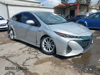 2017 Toyota Prius Plus with VIN JTDKARFP4H3035214, listed as a IAAI auction lot 41952143 with 166,687 mi miles and . Bid and sale history available at DreamBid. Image 1.