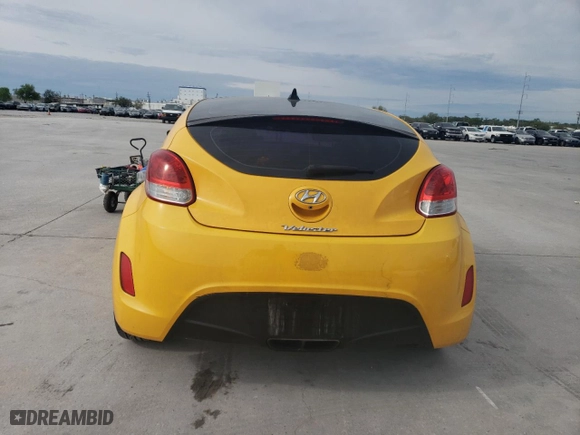 2017 Hyundai Veloster with VIN KMHTC6AD2HU316265, listed as a Copart auction lot 85071684 with 88,225 mi miles and Salvage Title. Bid and sale history available at carsss.com. Image 6.