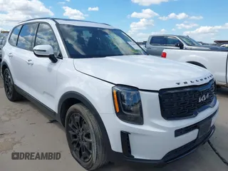 2022 Kia Telluride EX with VIN 5XYP3DHC0NG267782, listed as a IAAI auction lot 42230498 with 61,246 mi miles and . Bid and sale history available at DreamBid. Image 1.