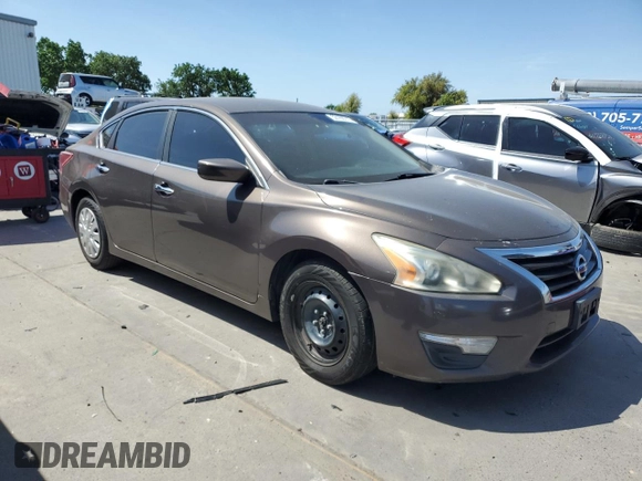 2013 Nissan Altima S with VIN 1N4AL3AP4DN519849, listed as a Copart auction lot 53166715 with 210,407 mi miles and Salvage Title. Bid and sale history available at DreamBid. Image 4.