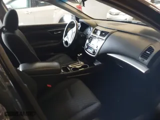 2018 Nissan Altima 2.5 SV with VIN 1N4AL3AP4JC235970, listed as a IAAI auction lot 41636924 with 78,585 mi miles. Bid and sale history available at carsss.com. Image 5.