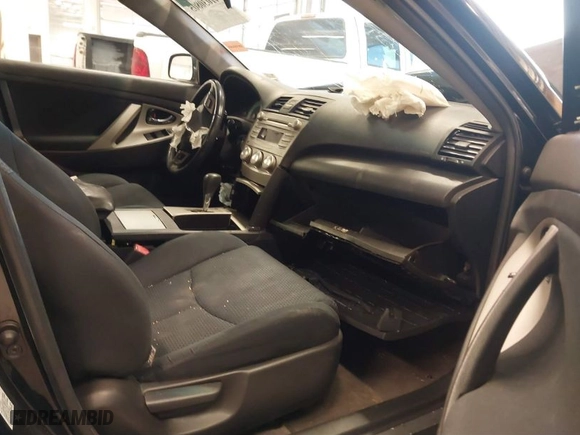 2011 Toyota Camry LE with VIN 4T1BF3EK9BU192920, listed as a IAAI auction lot 41030805 with 1 mi miles. Bid and sale history available at carsss.com. Image 5.