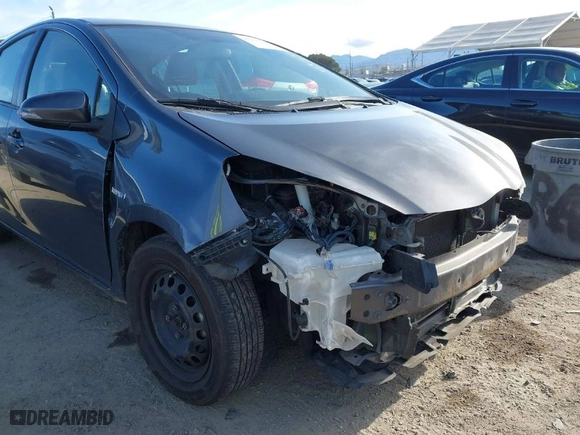 2012 Toyota Prius c One with VIN JTDKDTB34C1019896, listed as a IAAI auction lot 41938946 with 155,804 mi miles. Bid and sale history available at carsss.com. Image 6.