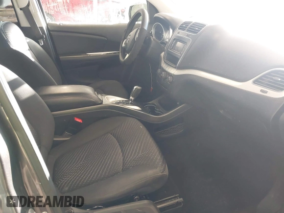 2018 Dodge Journey SE with VIN 3C4PDCAB1JT519745, listed as a IAAI auction lot 41366307 with 131,436 mi miles. Bid and sale history available at carsss.com. Image 5.