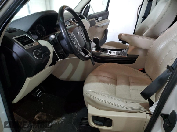 2012 Land Rover Range Rover Sport HSE Lux z VIN SALSK2D45CA736287, wystawiony jako Copart lot #41957095 z przebiegiem 98 965 mil mil oraz Szkoda całkowita • Salvage title. Historia ofert i sprzedaży dostępna na DreamBid. Obrazek 7.