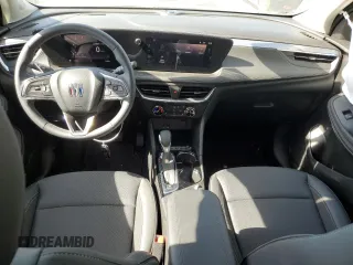 2025 Buick Encore GX Preferred z VIN KL4AMBSP8SB008346, wystawiony jako Copart lot #53697535 z przebiegiem 3 190 mil mil oraz Szkoda całkowita • Salvage title. Historia ofert i sprzedaży dostępna na DreamBid. Obrazek 8.