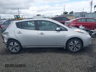 2013 Nissan LEAF SL z VIN 1N4AZ0CP5DC403887, wystawiony jako IAAI lot #42141239 z przebiegiem 55 420 mil mil oraz . Historia ofert i sprzedaży dostępna na DreamBid. Obrazek 13.