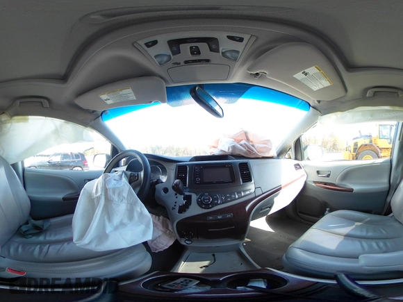 2014 Toyota Sienna XLE with VIN 5TDYK3DC1ES472036, listed as a IAAI auction lot 40546573 with 134,907 mi miles and . Bid and sale history available at DreamBid. Image 19.