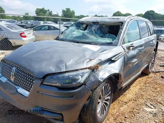 2022 Lincoln Aviator Reserve with VIN 5LM5J7WC7NGL00526, listed as a IAAI auction lot 42621456 with 55,708 mi miles and . Bid and sale history available at DreamBid. Image 6.