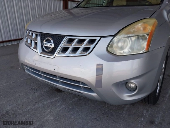 2011 Nissan Rogue SV with VIN JN8AS5MT6BW187507, listed as a IAAI auction lot 42050157 with 124,714 mi miles. Bid and sale history available at carsss.com. Image 12.