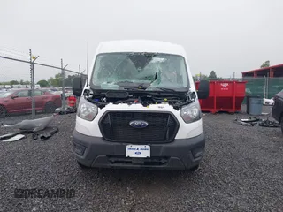 2024 Ford Transit Passenger XL with VIN 1FBAX2C89RKB89363, listed as a IAAI auction lot 42216151 with 1,496 mi miles and . Bid and sale history available at DreamBid. Image 13.