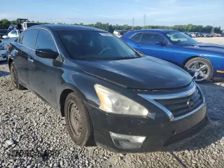 2013 Nissan Altima 2.5 S with VIN 1N4AL3AP1DC202378, listed as a Copart auction lot 81616593 with 194,954 mi miles and Salvage Title. Bid and sale history available at carsss.com. Image 1.