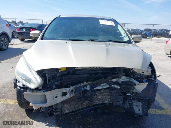 2017 Ford Focus SE with VIN 1FADP3K20HL215777, listed as a IAAI auction lot 41597028 with 137,248 mi miles. Bid and sale history available at carsss.com. Image 6.