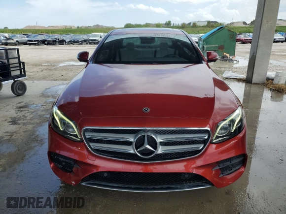 2019 Mercedes-Benz E 300 with VIN WDDZF4JB8KA511164, listed as a Copart auction lot 63814545 with Not provided miles and Clean title. Bid and sale history available at DreamBid. Image 5.