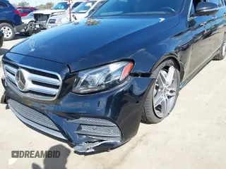 2018 Mercedes-Benz E-Class E 300 with VIN WDDZF4JB1JA320099, listed as a IAAI auction lot 41947023 with 109,868 mi miles. Bid and sale history available at carsss.com. Image 6.