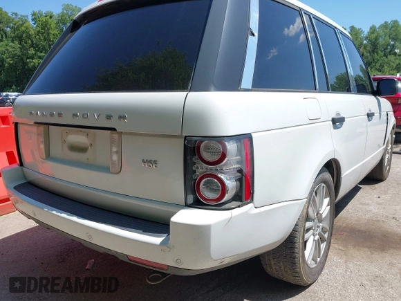 2011 Land Rover Range Rover HSE with VIN SALME1D46BA345416, listed as a IAAI auction lot 42554503 with 191,128 mi miles and . Bid and sale history available at DreamBid. Image 6.
