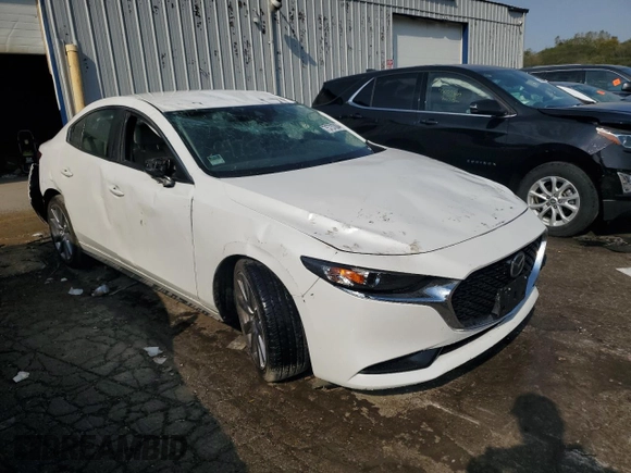 2019 Mazda 3 Preferred with VIN 3MZBPADL0KM113572, listed as a Copart auction lot 75737004 with 56,543 mi miles and Salvage Title. Bid and sale history available at DreamBid. Image 4.