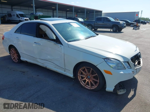 2010 Mercedes-Benz E 350 Luxury with VIN WDDHF5GB7AA092392, listed as a IAAI auction lot 42064710 with 174,292 mi miles and . Bid and sale history available at carsss.com. Image 1.