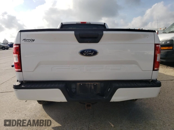 2018 Ford F-150 XL z VIN 1FTMF1CB5JKF66938, wystawiony jako Copart lot #53267555 z przebiegiem 89 692 mil mil oraz Szkoda całkowita • Salvage title. Historia ofert i sprzedaży dostępna na DreamBid. Obrazek 6.