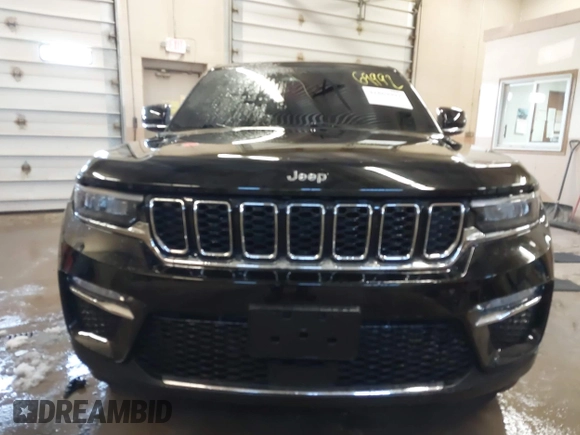 2022 Jeep Grand Cherokee Limited z VIN 1C4RJHBG9N8521577, wystawiony jako IAAI lot #41869992 z przebiegiem 28 095 mil mil oraz . Historia ofert i sprzedaży dostępna na DreamBid. Obrazek 13.