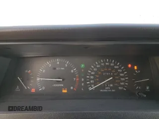 1990 Lexus ES z VIN JT8VV22T5L0096463, wystawiony jako Copart lot #70032254 z przebiegiem 127 414 mil mil oraz Szkoda całkowita • Salvage title. Historia ofert i sprzedaży dostępna na DreamBid. Obrazek 9.