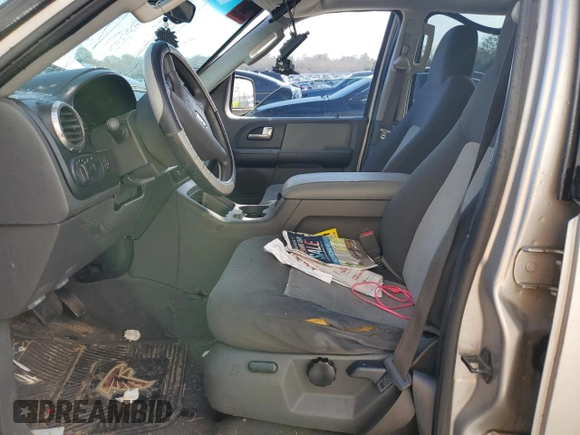 2003 Ford Expedition Special Service with VIN 1FMPU15L83LB17724, listed as a Copart auction lot 42503155 with 397,086 mi miles and Salvage Title. Bid and sale history available at carsss.com. Image 7.