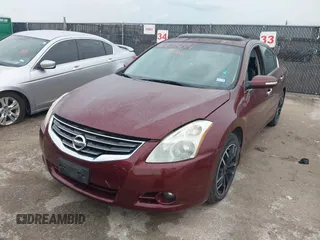 2010 Nissan Altima 3.5 SR with VIN 1N4BL2AP6AN555956, listed as a IAAI auction lot 42109434 with 173,993 mi miles. Bid and sale history available at carsss.com. Image 2.