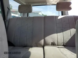 2001 Toyota 4Runner SR5 z VIN JT3HN86R810326661, wystawiony jako Copart lot #61616485 z przebiegiem 339 158 mil mil oraz Czysty tytuł • Clean title. Historia ofert i sprzedaży dostępna na DreamBid. Obrazek 10.
