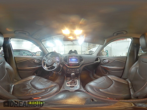 2014 Jeep Cherokee Trailhawk z VIN 1C4PJMBS0EW129300, wystawiony jako Copart lot #50782375 z przebiegiem 115 808 mil mil oraz Szkoda całkowita • Salvage title. Historia ofert i sprzedaży dostępna na DreamBid. Obrazek 13.