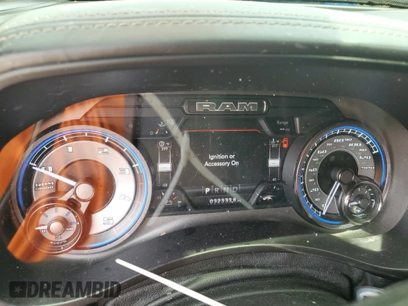 2022 Ram 2500 Limited with VIN 3C6UR5SL8NG131277, listed as a Copart auction lot 62543915 with 32,333 mi miles and Salvage title. Bid and sale history available at DreamBid. Image 9.