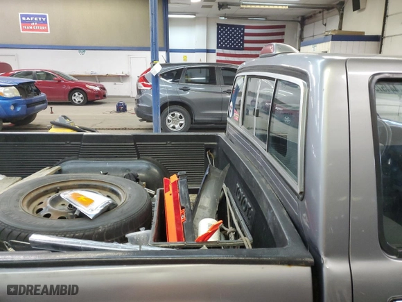 1994 Toyota 2WD Pickups DX with VIN JT4RN81P1R5196730, listed as a Copart auction lot 44457555 with 121,866 mi miles and Salvage Title. Bid and sale history available at carsss.com. Image 11.