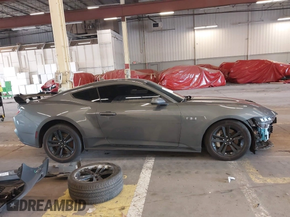 2024 Ford Mustang GT with VIN 1FA6P8CF9R5419104, listed as a IAAI auction lot 42304522 with 6,721 mi miles and . Bid and sale history available at DreamBid. Image 14.