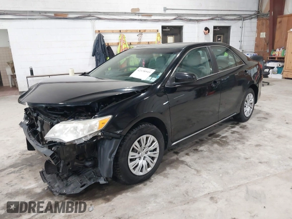 2012 Toyota Camry L z VIN 4T4BF1FK4CR258932, wystawiony jako IAAI lot #42138945 z przebiegiem 102 706 mil mil oraz . Historia ofert i sprzedaży dostępna na DreamBid. Obrazek 18.