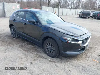 2021 Mazda CX-30 S with VIN 3MVDMBAL5MM214185, listed as a IAAI auction lot 41800888 with 33,267 mi miles and . Bid and sale history available at carsss.com. Image 1.