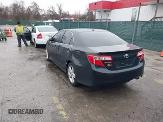 2012 Toyota Camry L z VIN 4T1BF1FK2CU144714, wystawiony jako IAAI lot #41867511 z przebiegiem 152 642 mil mil oraz . Historia ofert i sprzedaży dostępna na DreamBid. Obrazek 3.