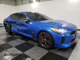 2018 Kia Stinger GT2 with VIN KNAE55LC0J6015877, listed as a Copart auction lot 84607304 with 56,230 mi miles and Salvage Title. Bid and sale history available at DreamBid. Image 4.