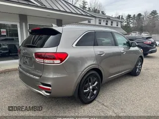 2016 Kia Sorento SX with VIN 5XYPK4A5XGG115686, listed as a IAAI auction lot 42033770 with 206,229 mi miles. Bid and sale history available at carsss.com. Image 4.