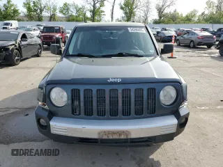2008 Jeep Patriot Limited with VIN 1J8FF48W18D537269, listed as a Copart auction lot 54390495 with 239,551 mi miles and Clean title. Bid and sale history available at DreamBid. Image 5.