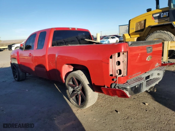 2008 Chevrolet Silverado 1500 LT w/1LT with VIN 2GCEC19J081300524, listed as a Copart auction lot 79755954 with 169,529 mi miles and Salvage Title. Bid and sale history available at carsss.com. Image 2.
