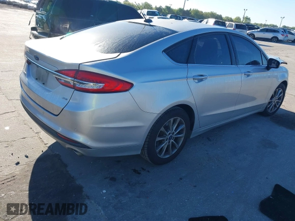 2017 Ford Fusion SE with VIN 3FA6P0H76HR137260, listed as a IAAI auction lot 41827472 with 123,031 mi miles. Bid and sale history available at carsss.com. Image 4.