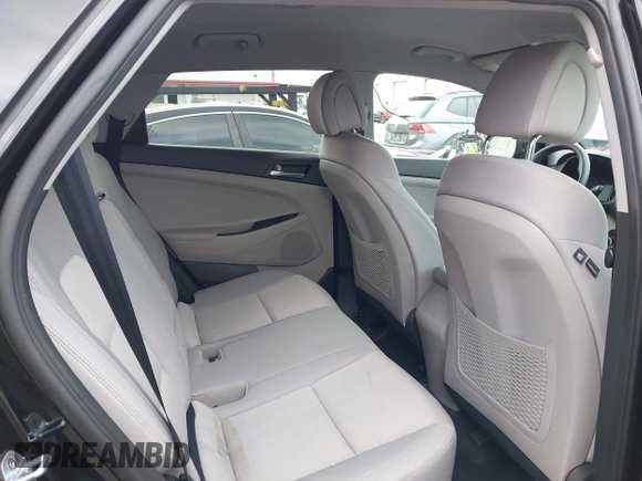 2017 Hyundai Tucson SE z VIN KM8J23A49HU528900, wystawiony jako IAAI lot #42368510 z przebiegiem 58 314 mil mil oraz . Historia ofert i sprzedaży dostępna na DreamBid. Obrazek 8.