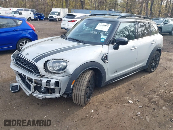 2020 MINI Countryman Cooper S with VIN WMZYX1C00L3L55740, listed as a IAAI auction lot 42106897 with 92,609 mi miles and . Bid and sale history available at DreamBid. Image 18.