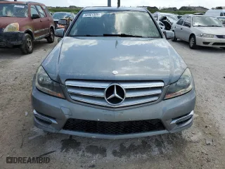 2013 Mercedes-Benz C-Class C 250 Sport with VIN WDDGF4HB7DR293171, listed as a Copart auction lot 52461395 with 198,613 mi miles and Clean Title. Bid and sale history available at carsss.com. Image 5.
