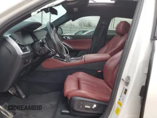 2021 BMW X6 sDrive40i z VIN 5UXCY4C03M9H36510, wystawiony jako Copart lot #86419524 z przebiegiem Nie podano mil oraz Szkody całkowita. Historia ofert i sprzedaży dostępna na DreamBid. Obrazek 7.